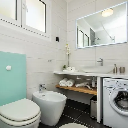 House De Finis Villa *