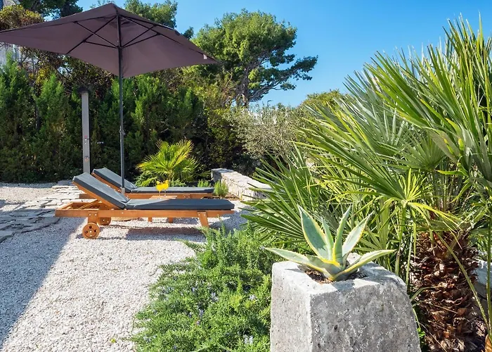 House De Finis Vila