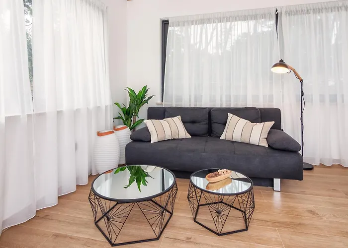 House De Finis Sutivan