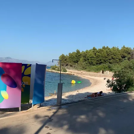Seafront Villa De Finis * Sutivan